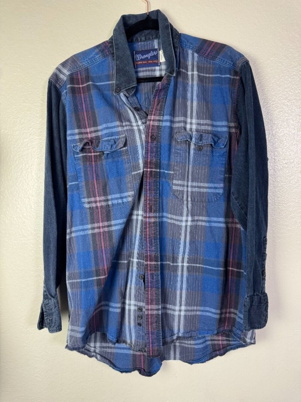 Vintage Wrangler Mens‎ Blue Plaid Western Shirt Long Tails Size Large 16.5x34